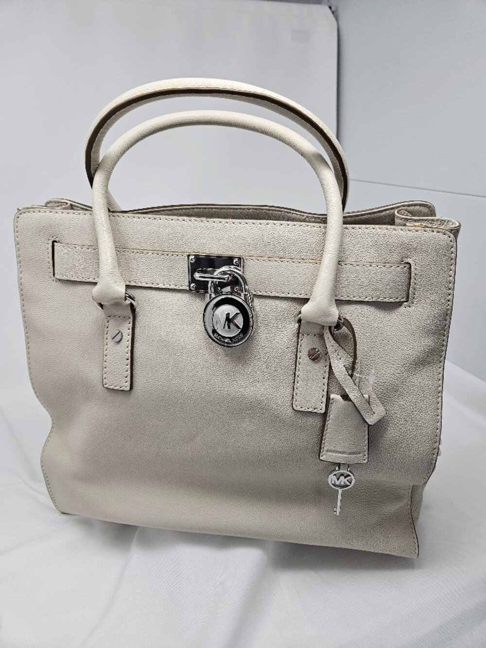 NWT Michael Kors Large Hamilton Tote Handbag - Vanilla